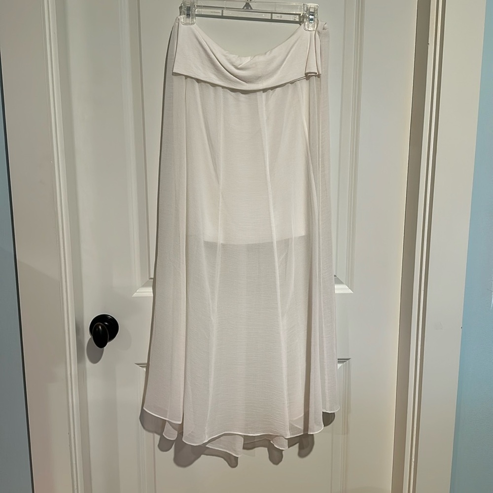 Fold over sheet white maxi skirt